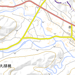 険しい岩場とフクジュソウ 四阿屋山 17年3月18日 土 ヤマケイオンライン 山と溪谷社